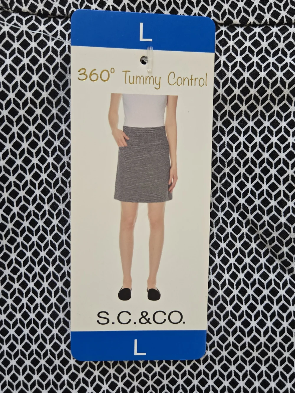 S.C. & Co. 360 Tummy Control Skirt Womens Size L Gray Geometric 1280311